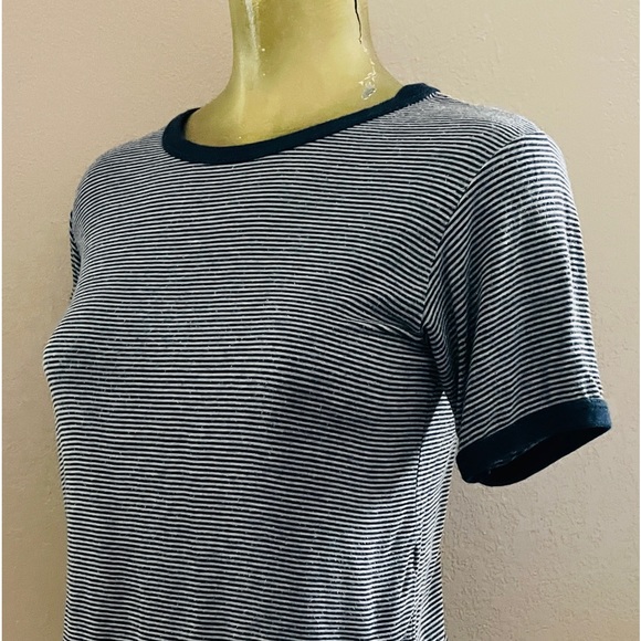 JOHN GALT California Pinstriped Cropped TEE SHIRT Top Size Small - Picture 11 of 12